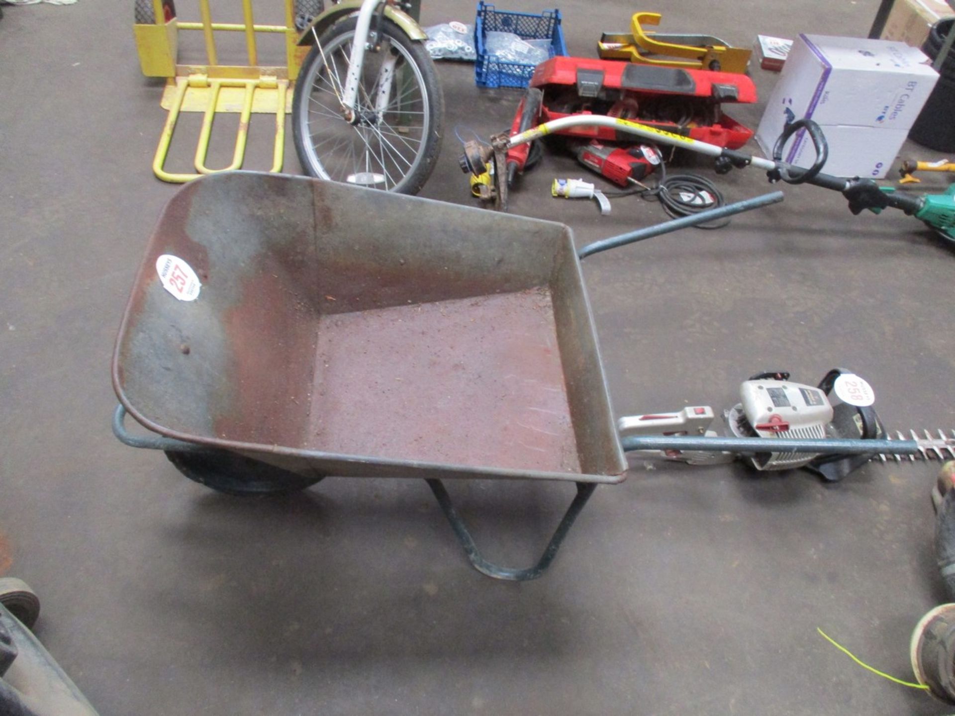 WHEELBARROW