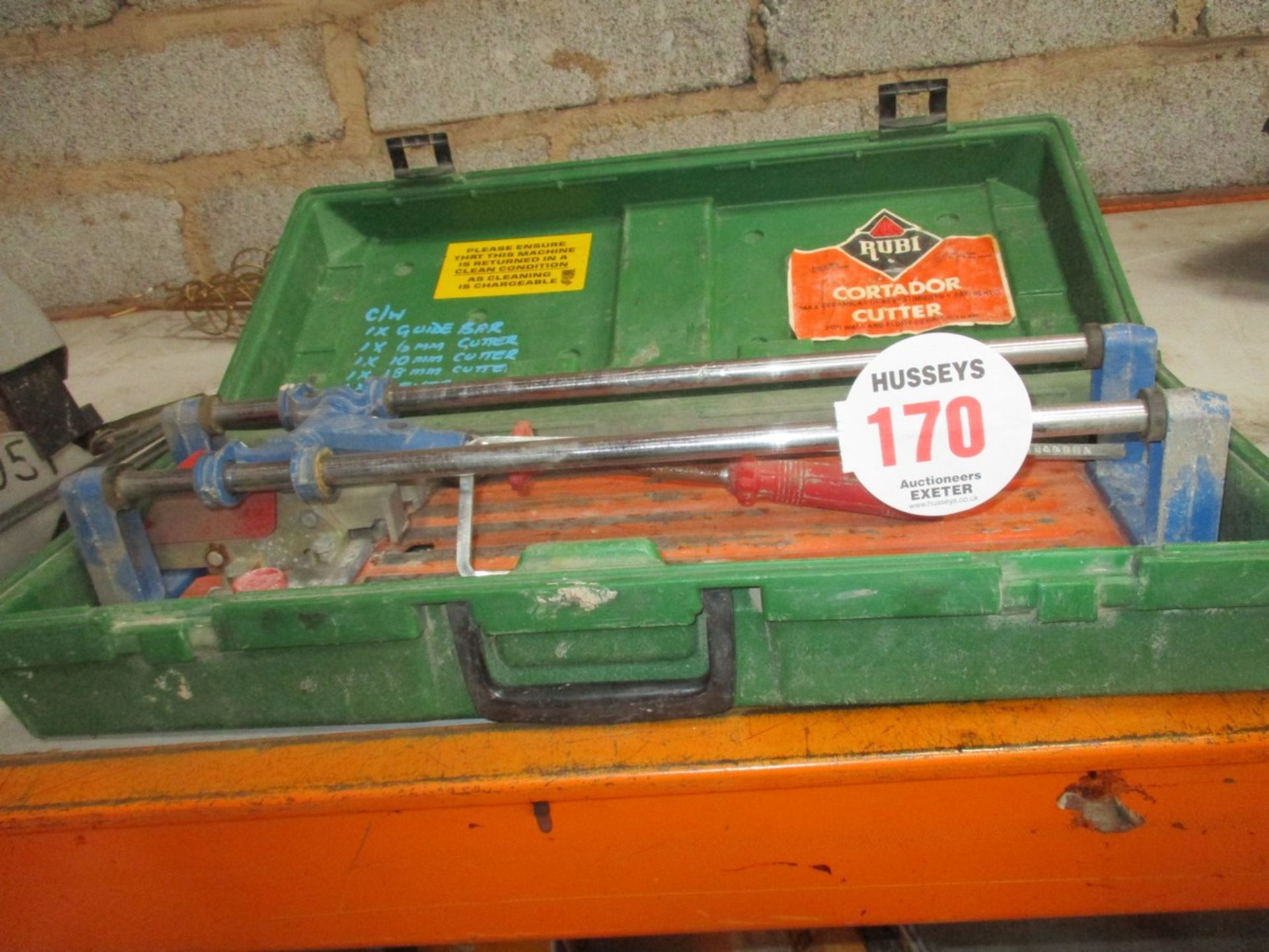 TILE CUTTER