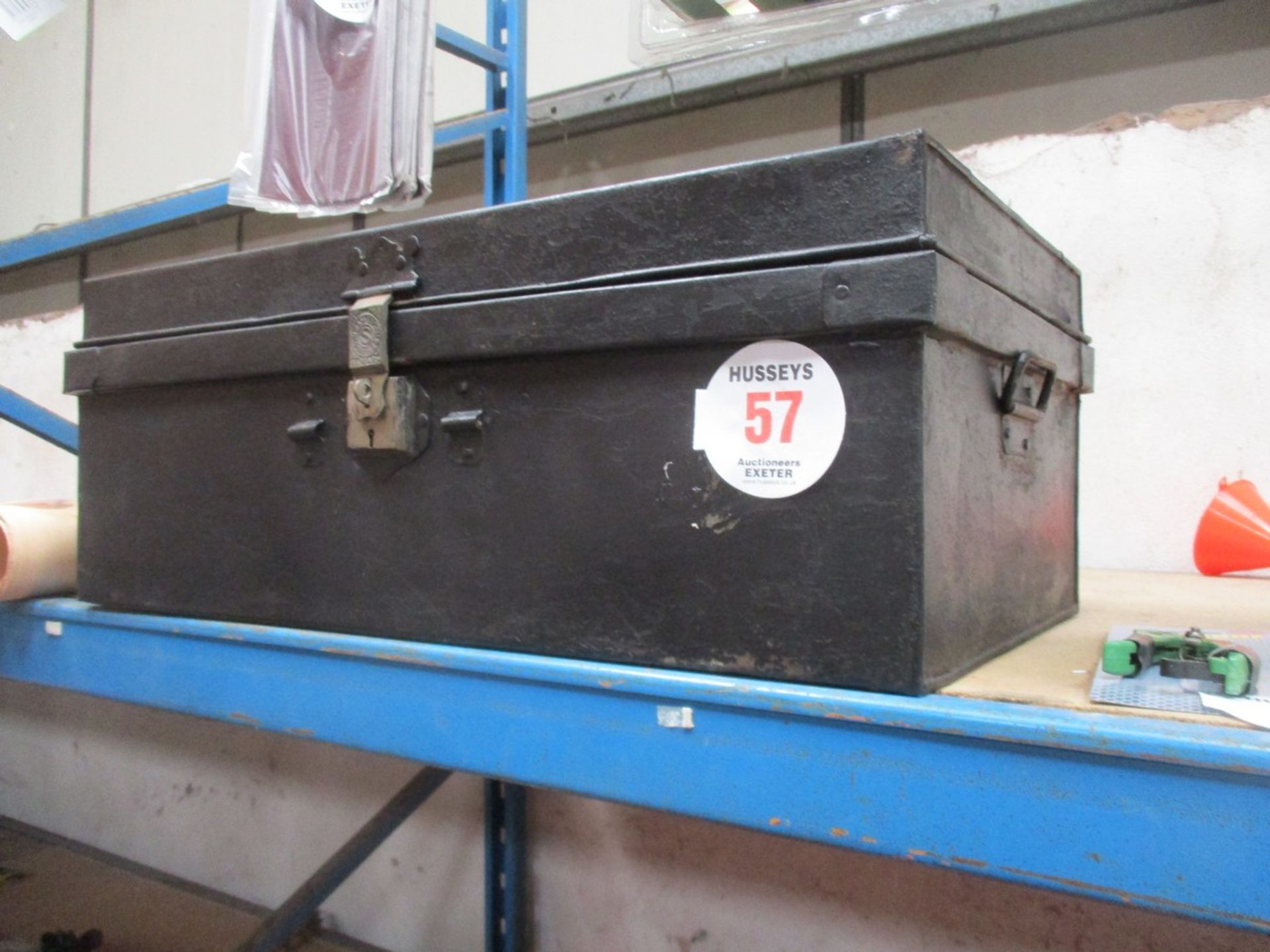 STORAGE TRUNK