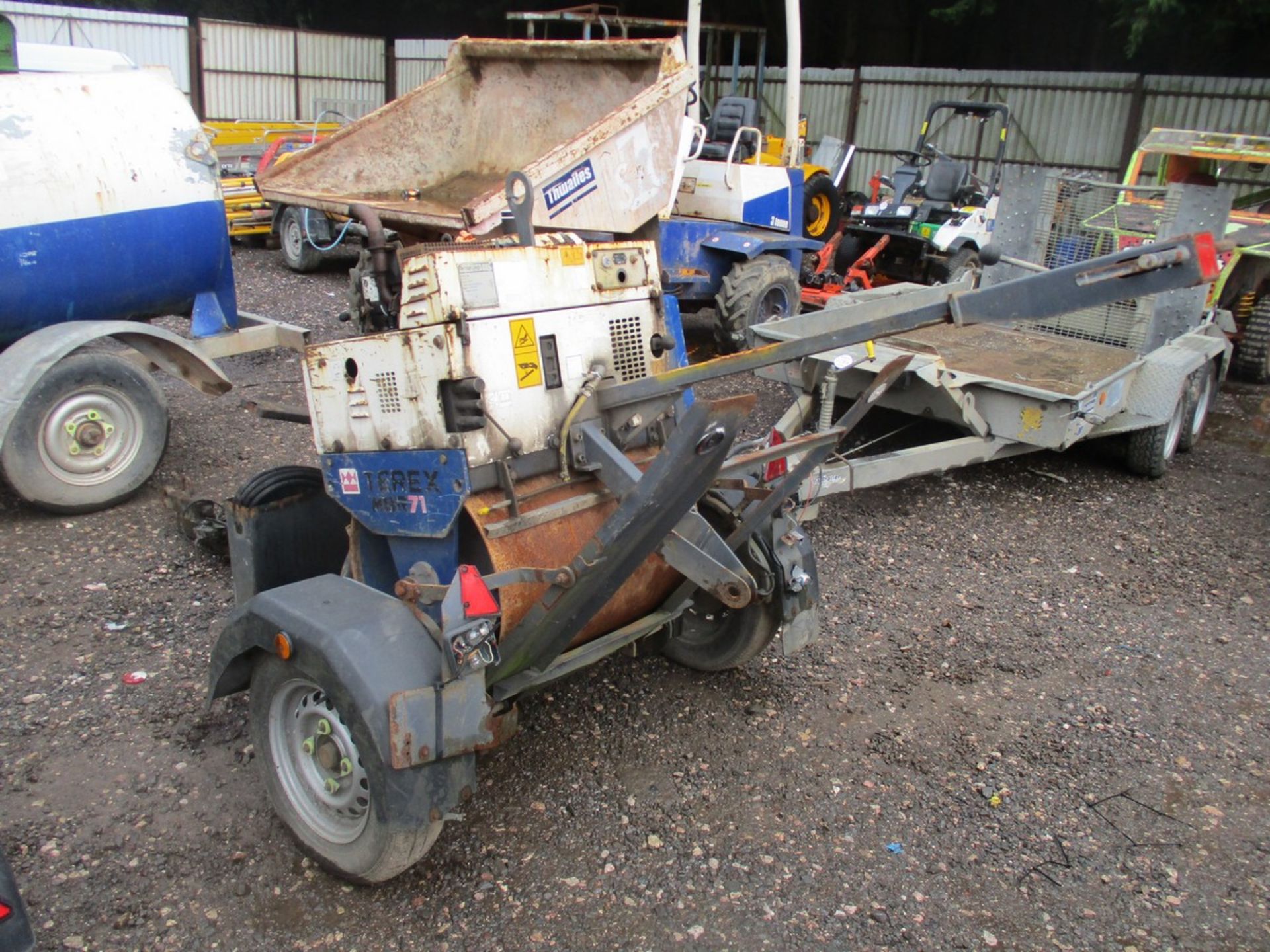 TEREX MBR71 PEDESTRIAN ROLLER C/W TRAILER - Image 3 of 4