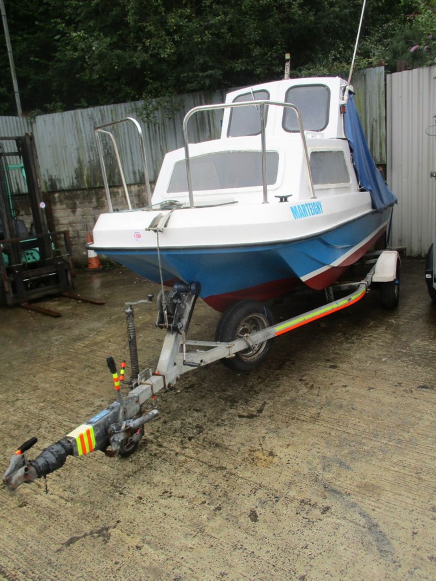 WILSON FLYER 17FT FISHER C/W 2014 MARINER 40HP 4 STROKE OUTBOARD ONLY DONE 30HRS, BRAKED TRAILER - Image 4 of 10