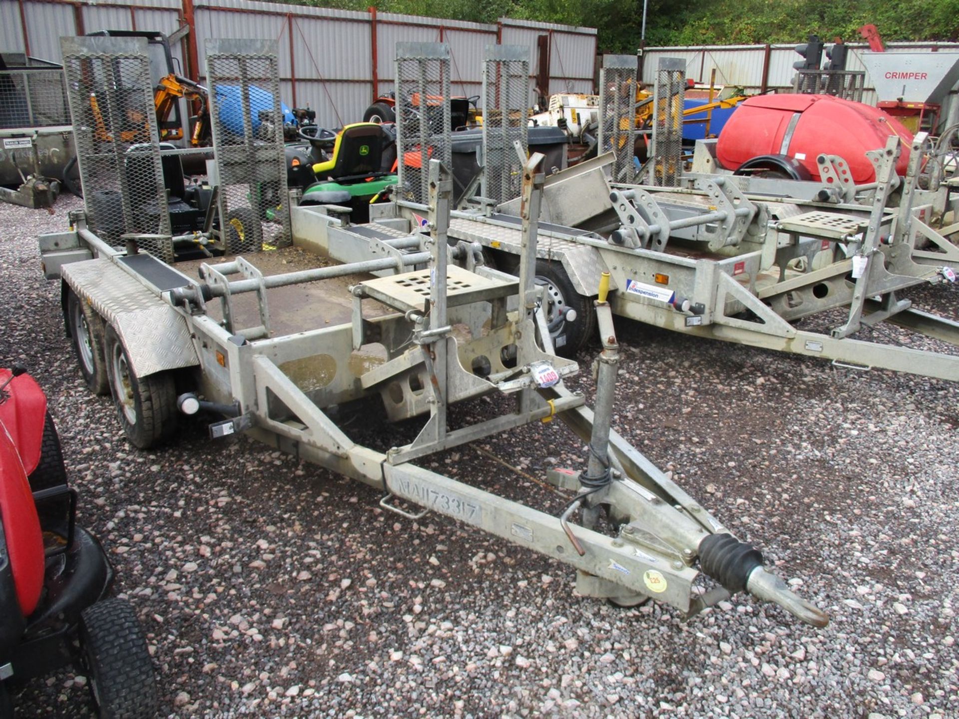 INDESPENSION MINI DIGGER TRAILER C/W TRACK CLAMPS - Image 2 of 3