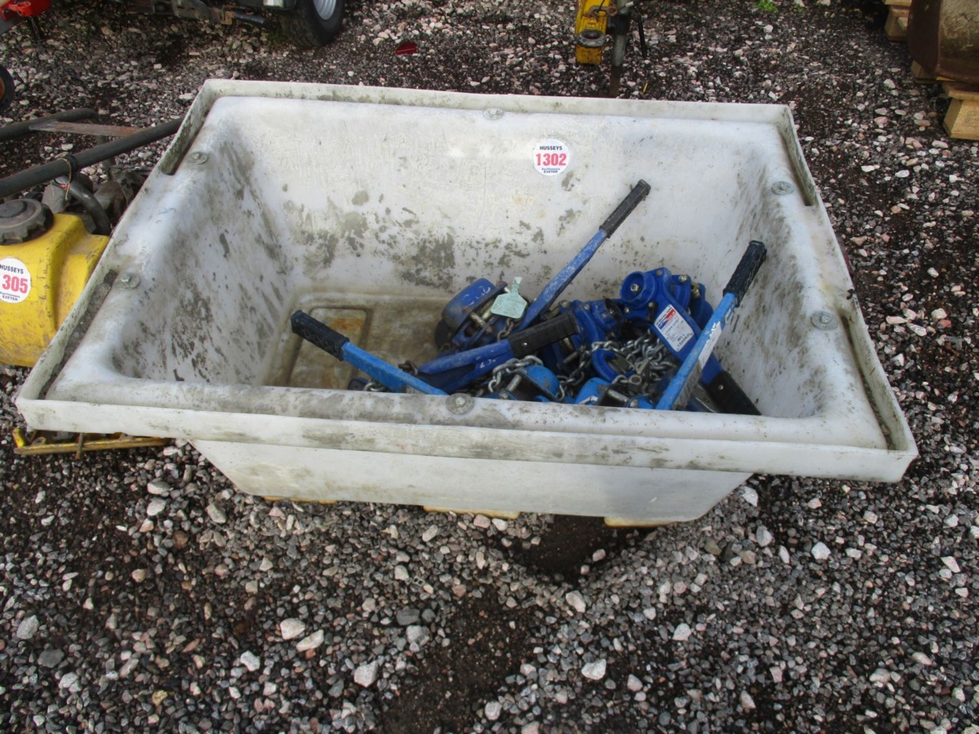 CRATE OF WINCHES