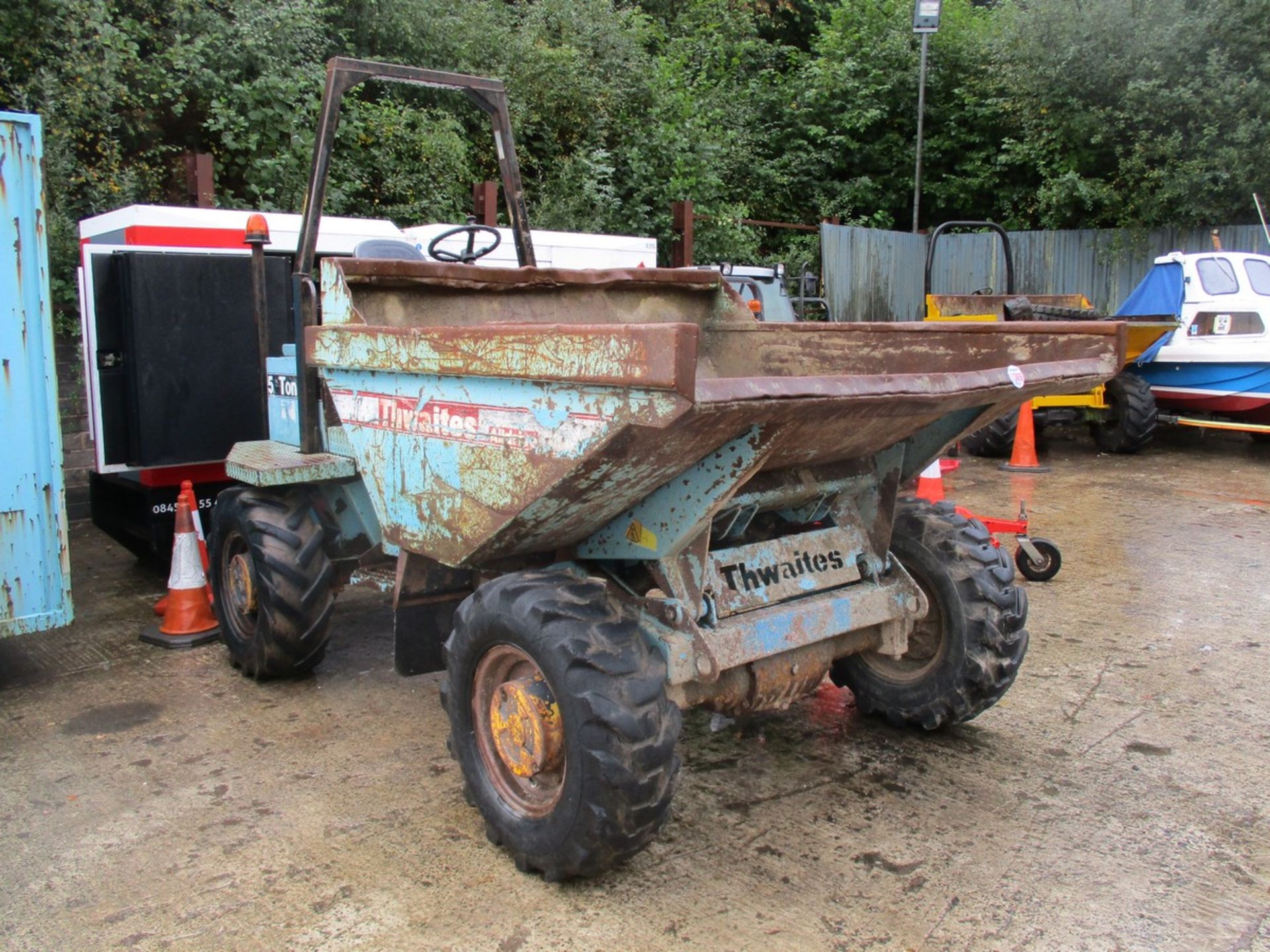 THWAITES 5 TON DUMPER