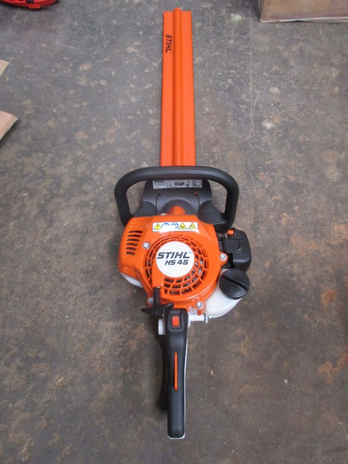 STIHL HS45 HEDGE TRIMMER NEW - Image 2 of 2