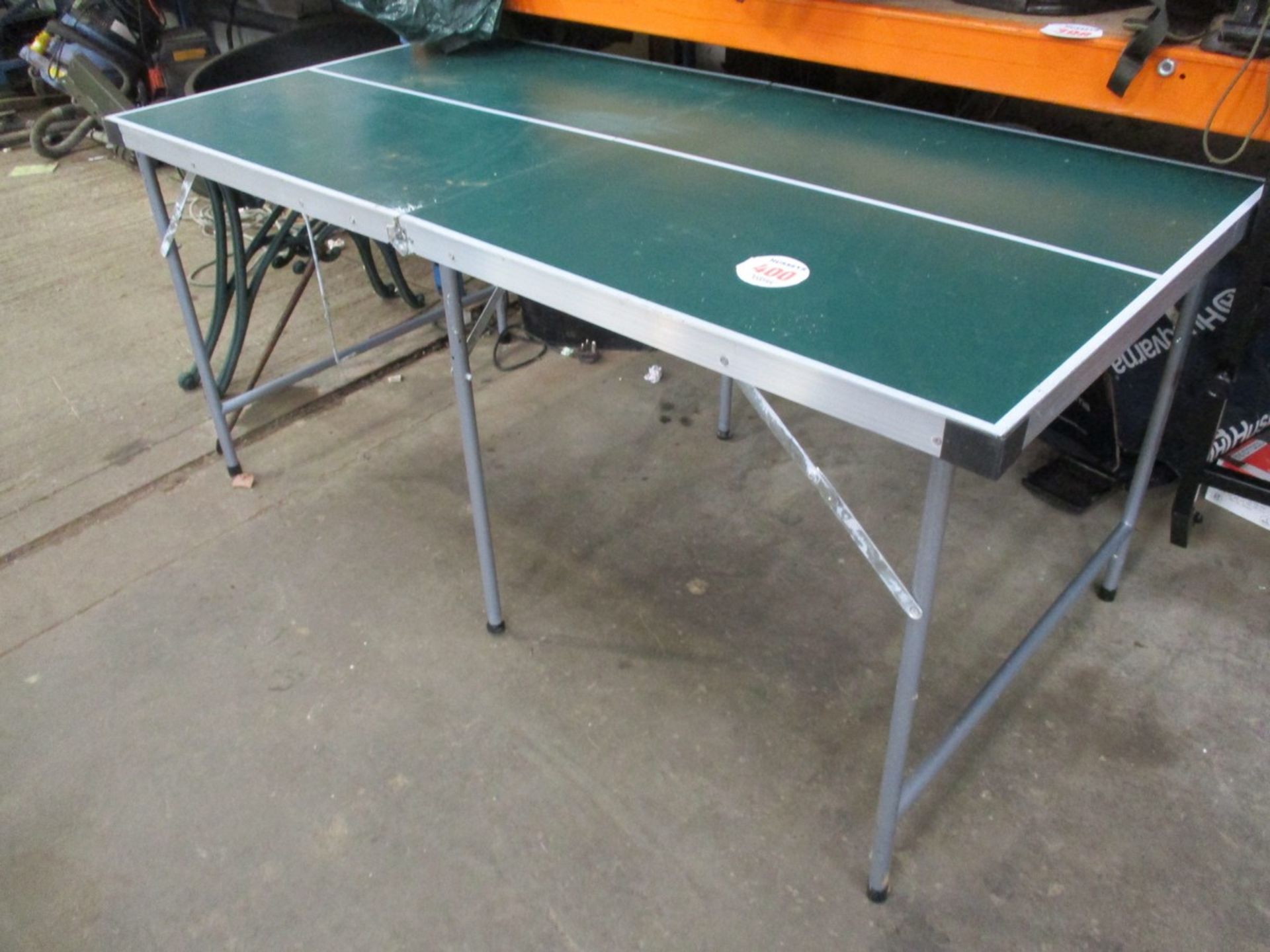 FOLD UP PING PONG TABLE