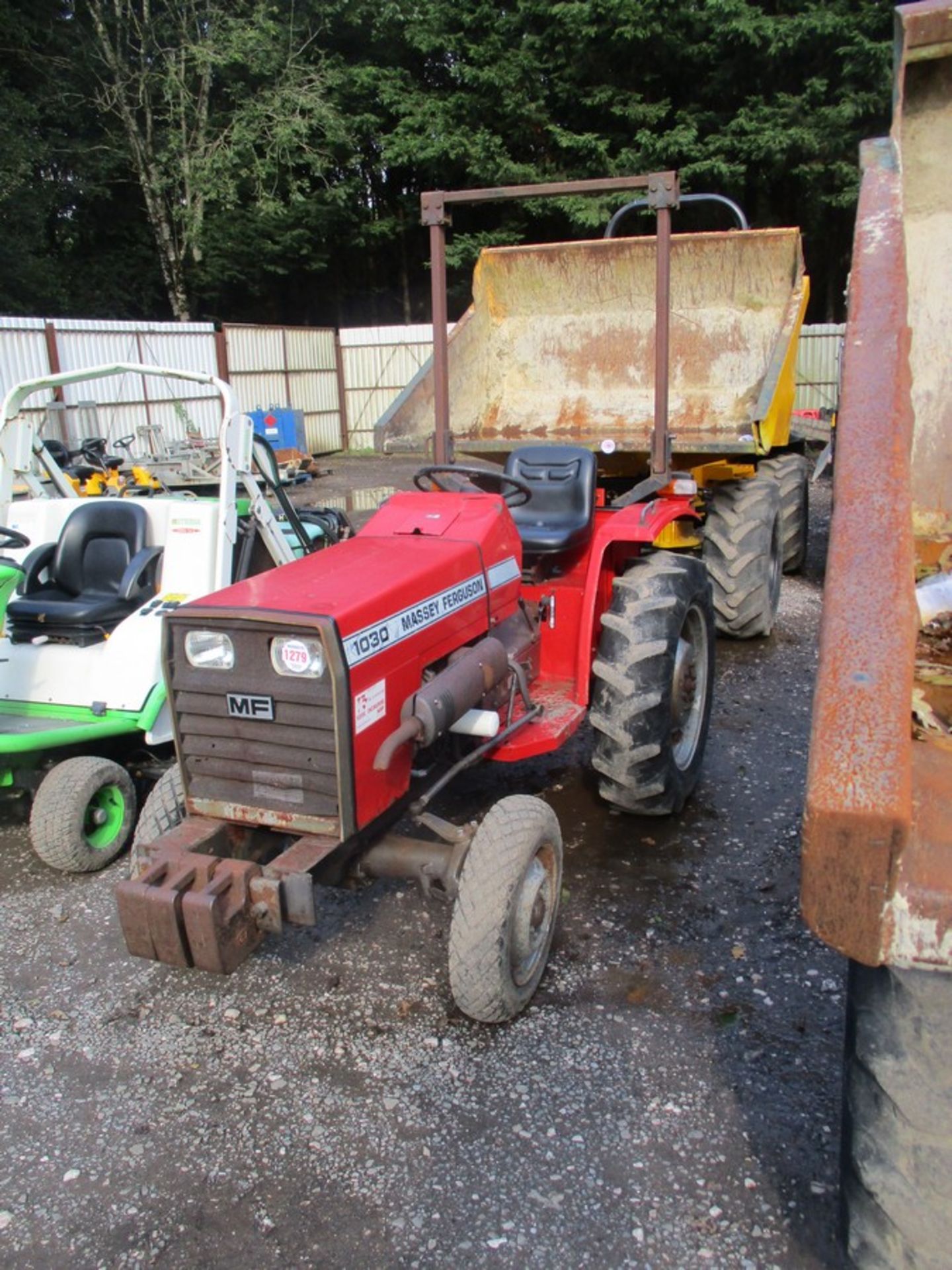 MASSEY FERGUSON 1030 COMPACT R.D.