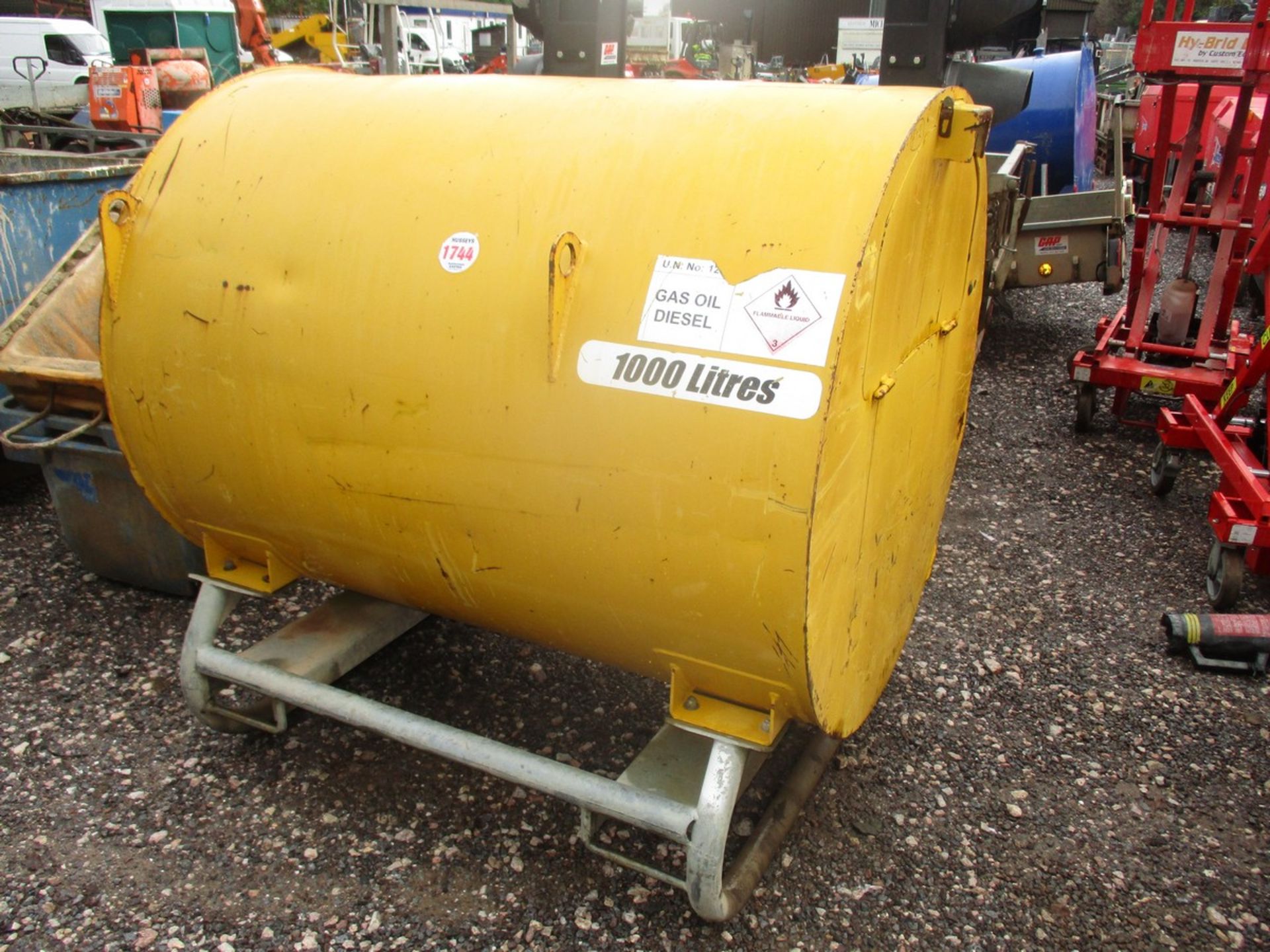 1000 LITRE DIESEL TANK