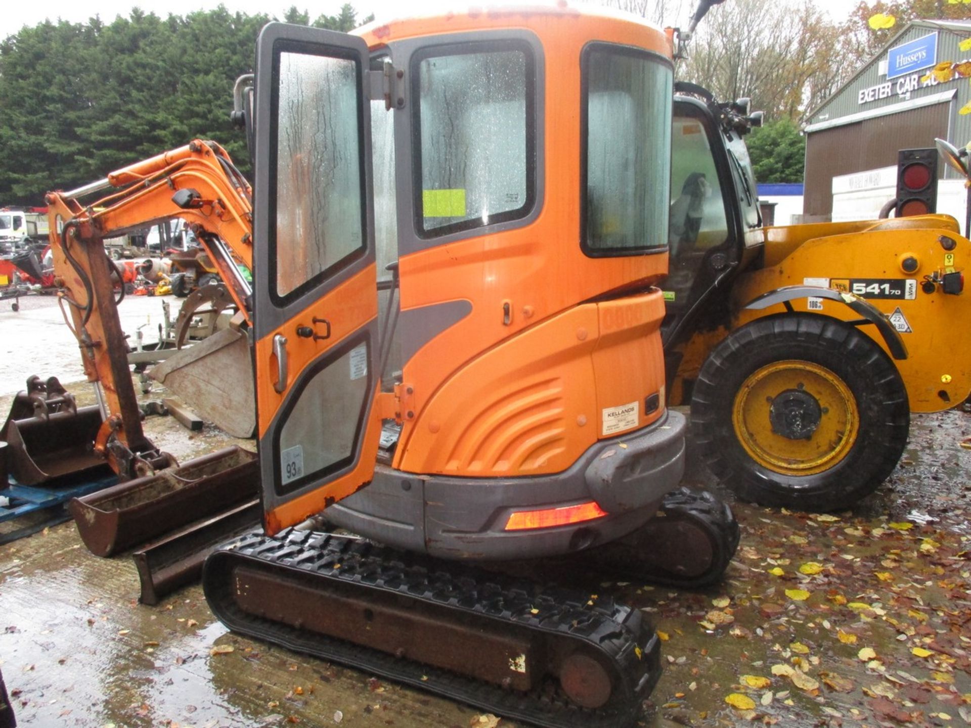 DOOSAN DX27 Z EXCAVATOR C/W 4 BUCKETS 2008 RDD - Image 4 of 7