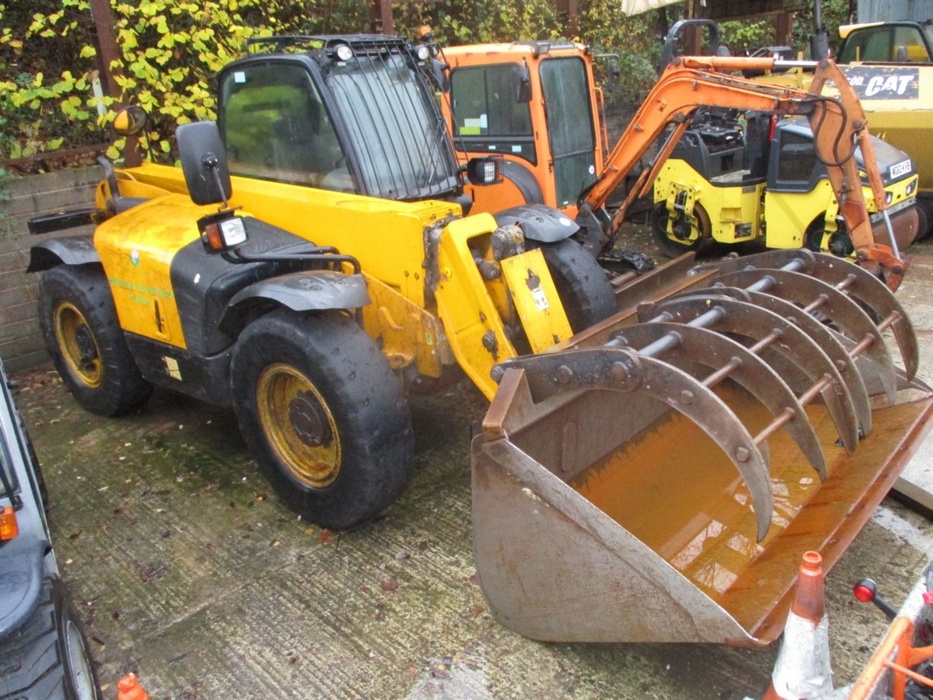 JCB 541 70 WASTEMASTER TELEHANDLER C/W GRAB BUCKET WA09 CZE - Image 3 of 12