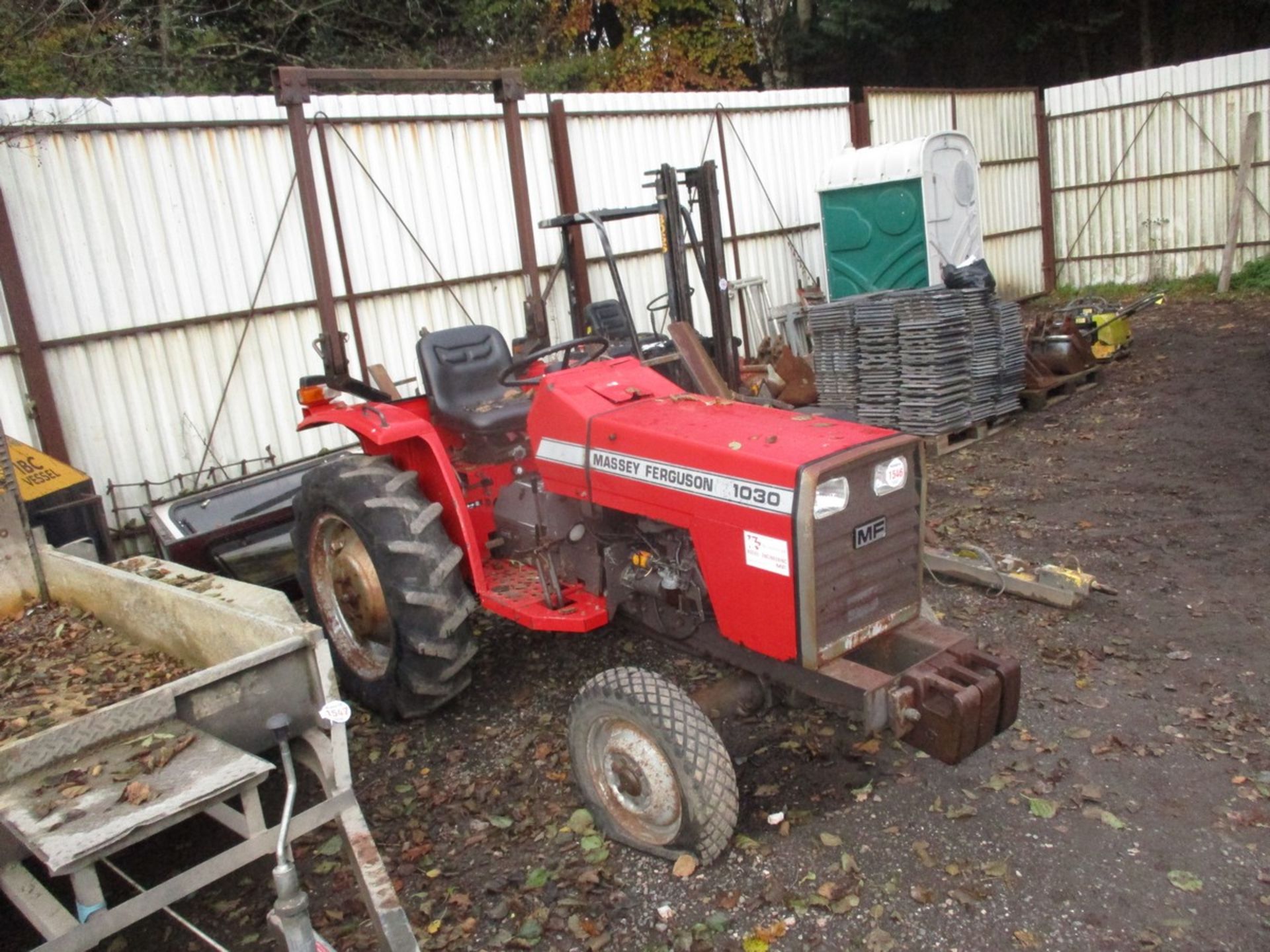 MASSEY FERGUSON 1030 COMPACT TRACTOR 1211HRS - Image 2 of 4