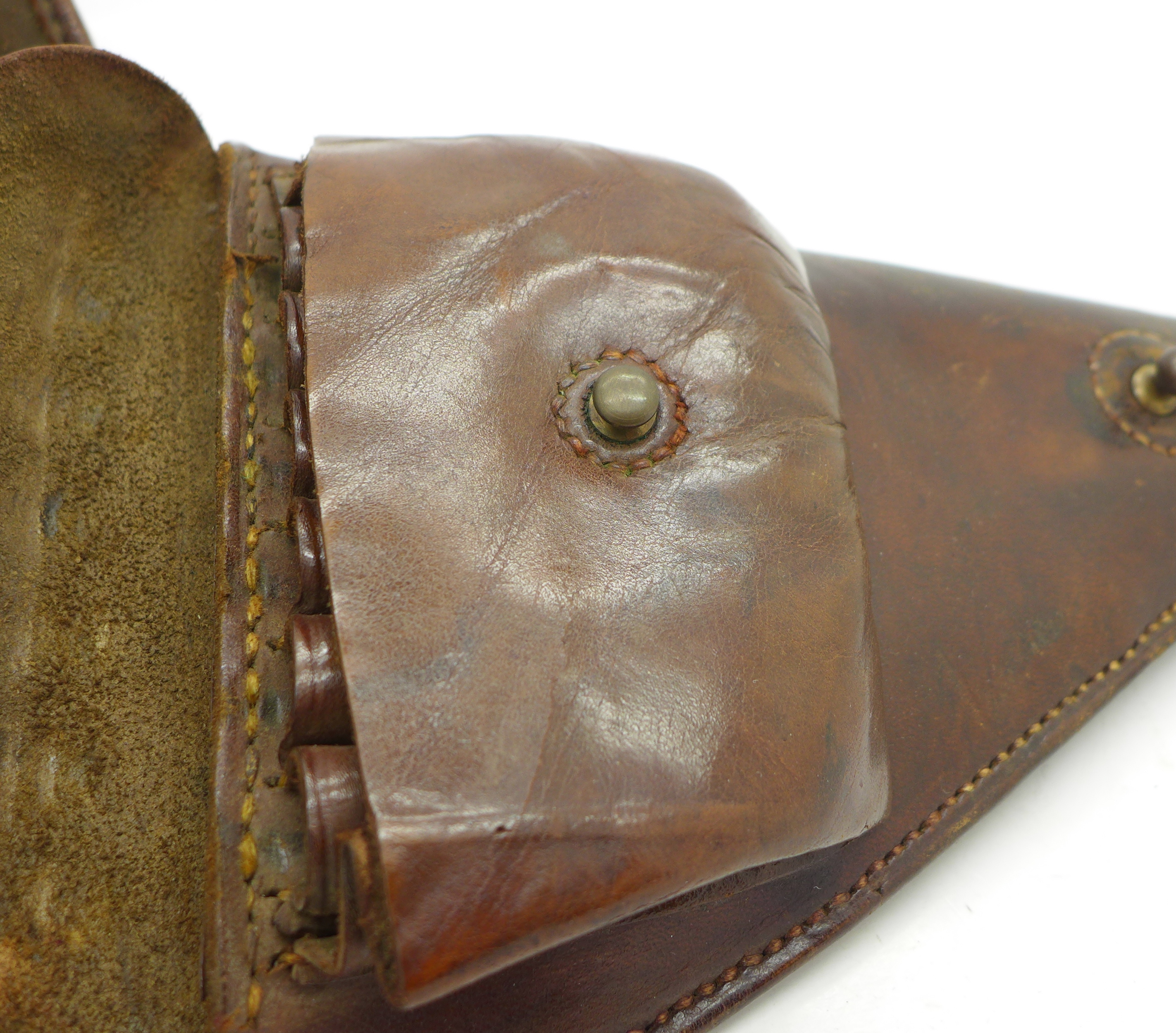 A WWI period officer's brown leather pistol holder with bullet pouch - Image 3 of 3