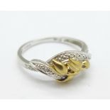 A 9ct white and yellow gold ring, 2.