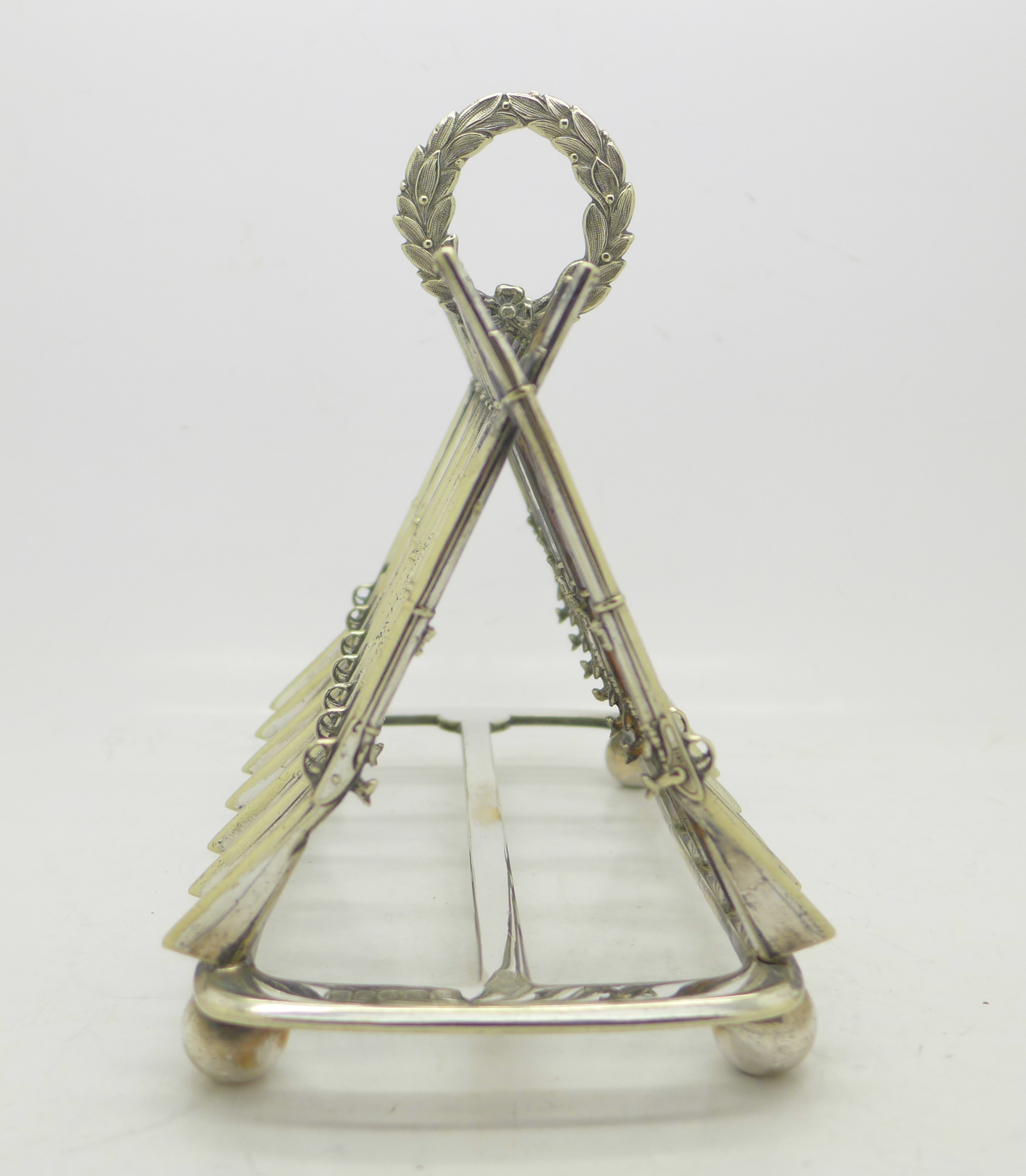 A 19th Century silver plated toast rack with crossed muskets - Image 2 of 3