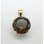 A 9ct gold and smoky quartz pendant, 1.
