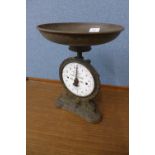 A set of early 20th Century Salters cast iron kitchen scales