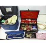 Fashion jewellery, total weight with boxes 6.