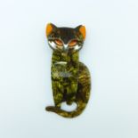 An Art Deco style lucite cat brooch