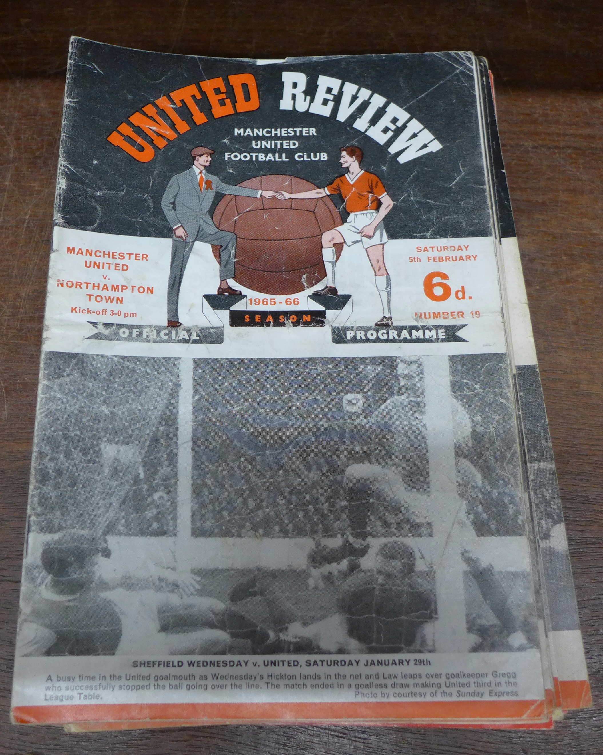 Manchester United programmes, - Image 2 of 2