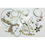 Silver and silver mounted jewellery and other jewellery