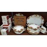 Royal Albert Old Country Roses dinnerwares, six dinner plates,