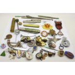 Assorted badges, penknives, etc.