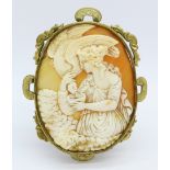 A Victorian pinchbeck cameo brooch,