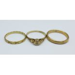 Three 9ct gold rings, 4.