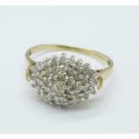 A 9ct gold and diamond ring, 2.