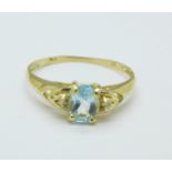 A 9ct gold, aquamarine and diamond ring, 1.