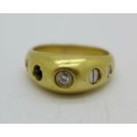 An 18ct gold and diamond ring, 12.