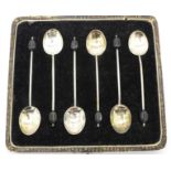Six silver coffee bean spoons, case a/f,
