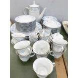 A Noritake Blue Mill tea and dinner service