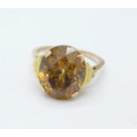 A yellow metal, Art Deco citrine set ring, 4.