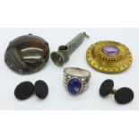 A banded agate brooch, a pair of cufflinks, a Victorian pinchbeck brooch,