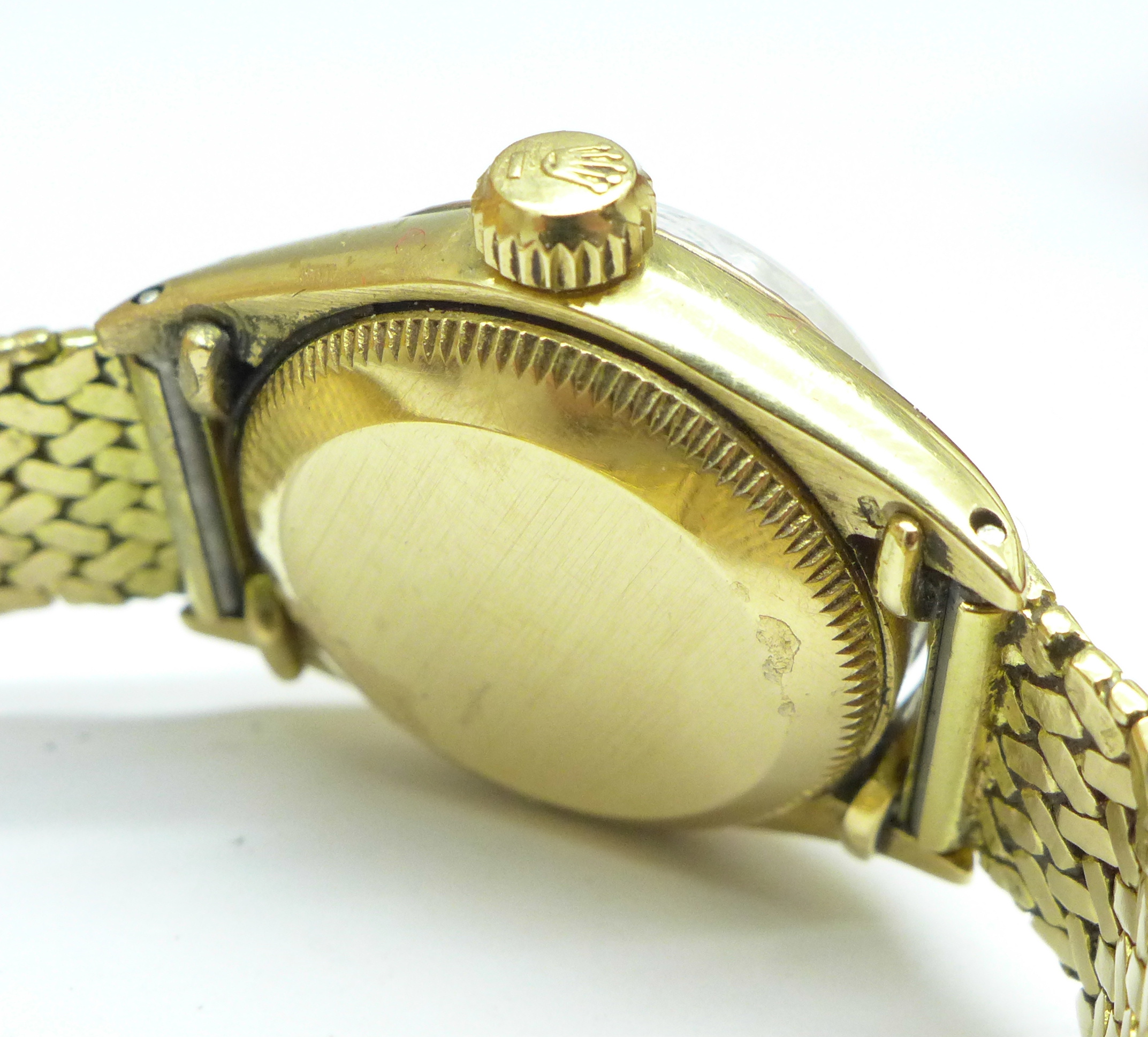 A lady's 18ct gold cased Rolex Oyster Perpetual Datejust wristwatch on an 18ct gold Rolex bracelet - Image 5 of 11