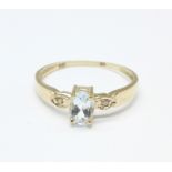 A 9ct gold, aquamarine and diamond ring, 1g,