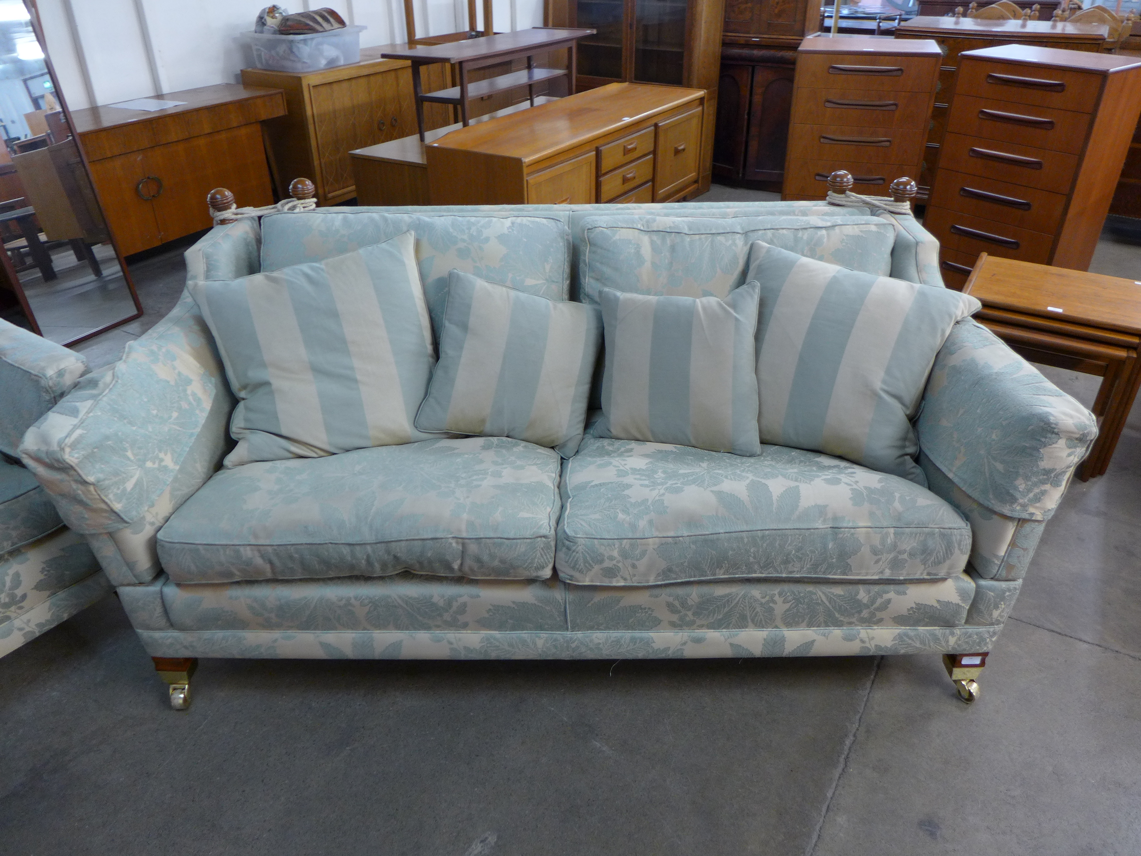 A pair of Duresta Trafalgar Knole style settees - Image 2 of 3