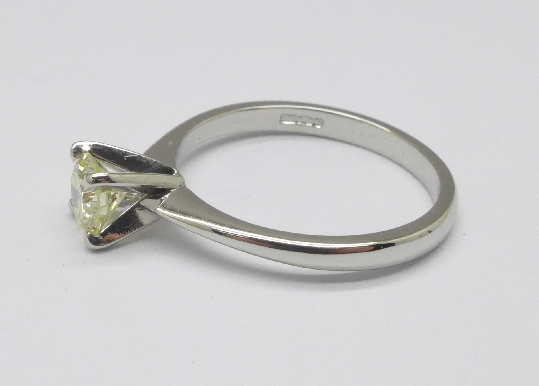 A platinum set diamond solitaire ring, 3. - Image 2 of 3