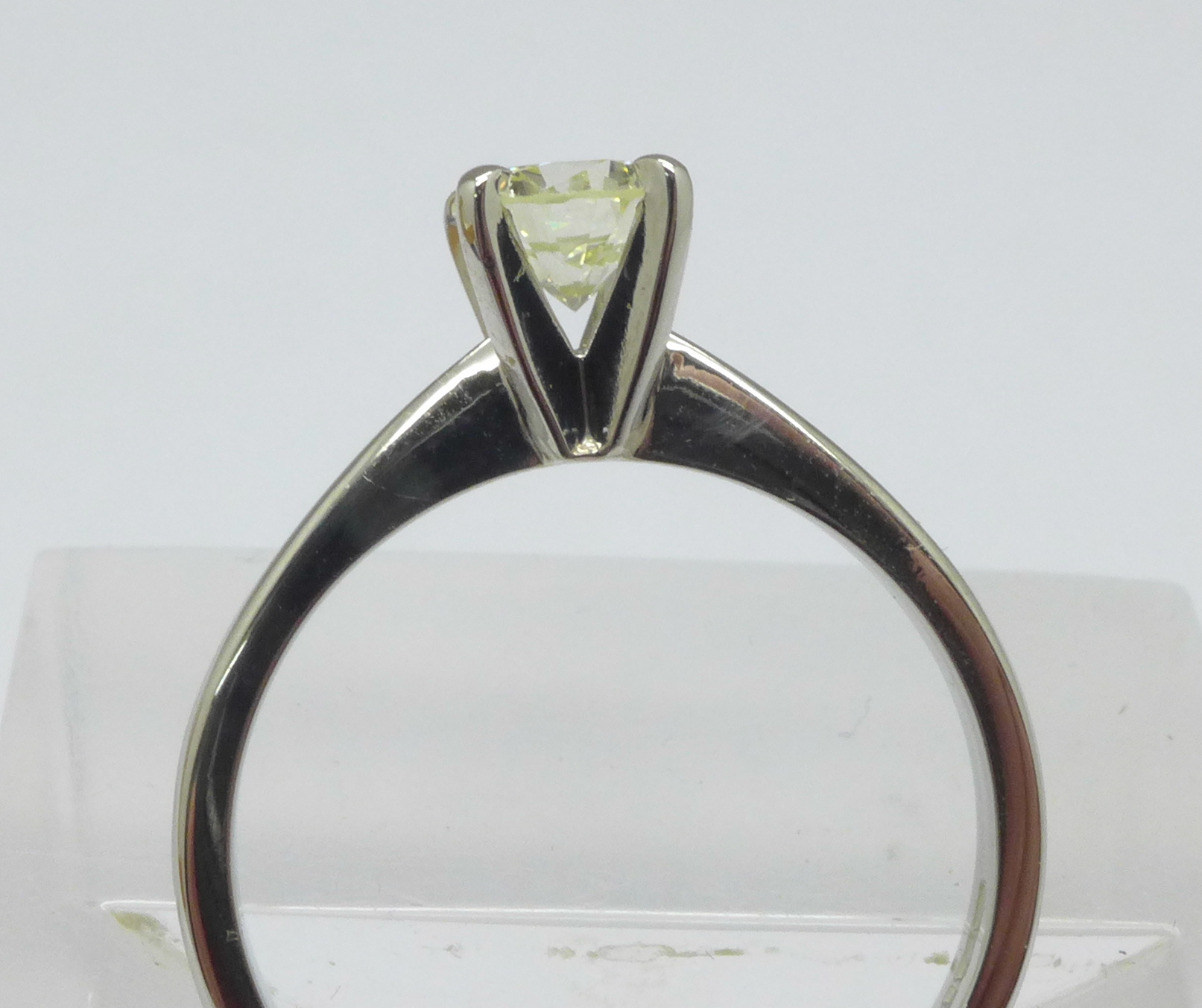 A platinum set diamond solitaire ring, 3. - Image 3 of 3