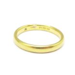 A 22ct gold wedding band, 4.