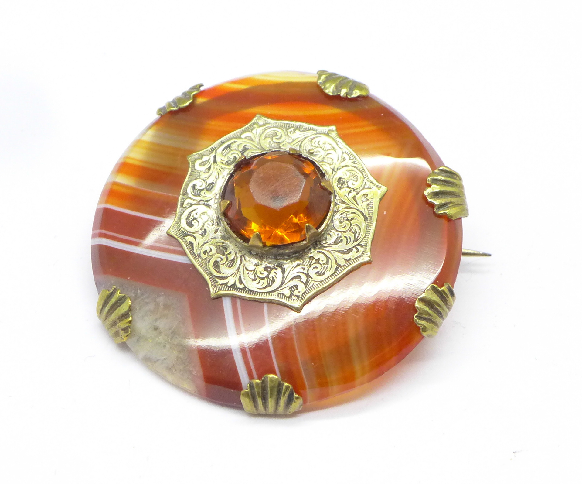 An agate and citrine set brooch, 3.