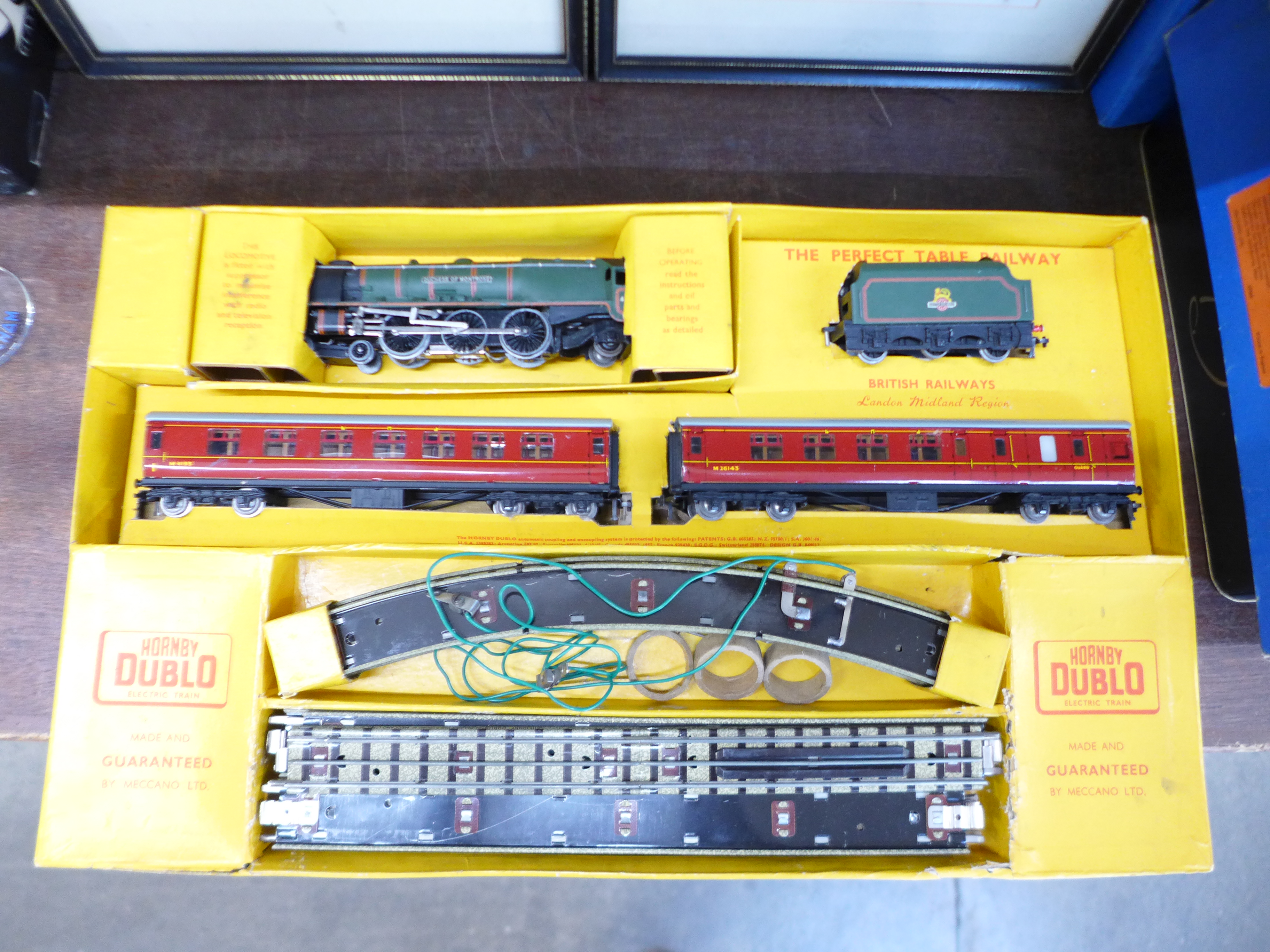 A Hornby Dublo electric train set, EDP22 passenger train, - Image 2 of 2