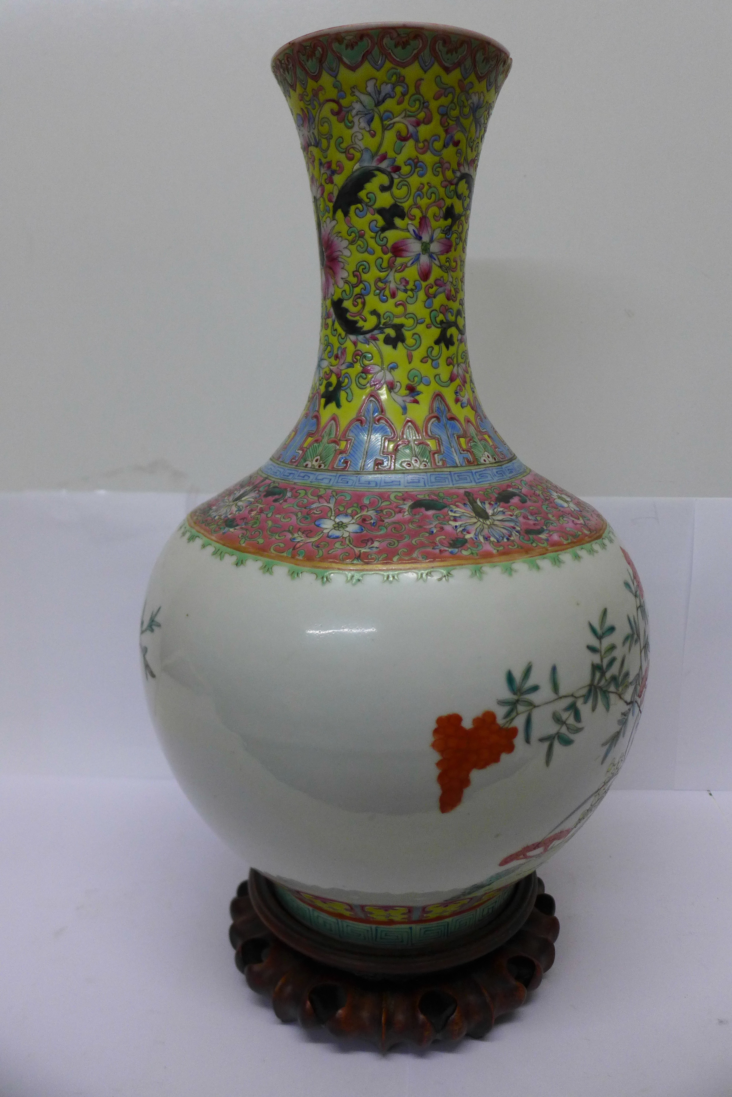A Chinese famille verte vase on carved stand, six character mark on the base, - Image 5 of 8