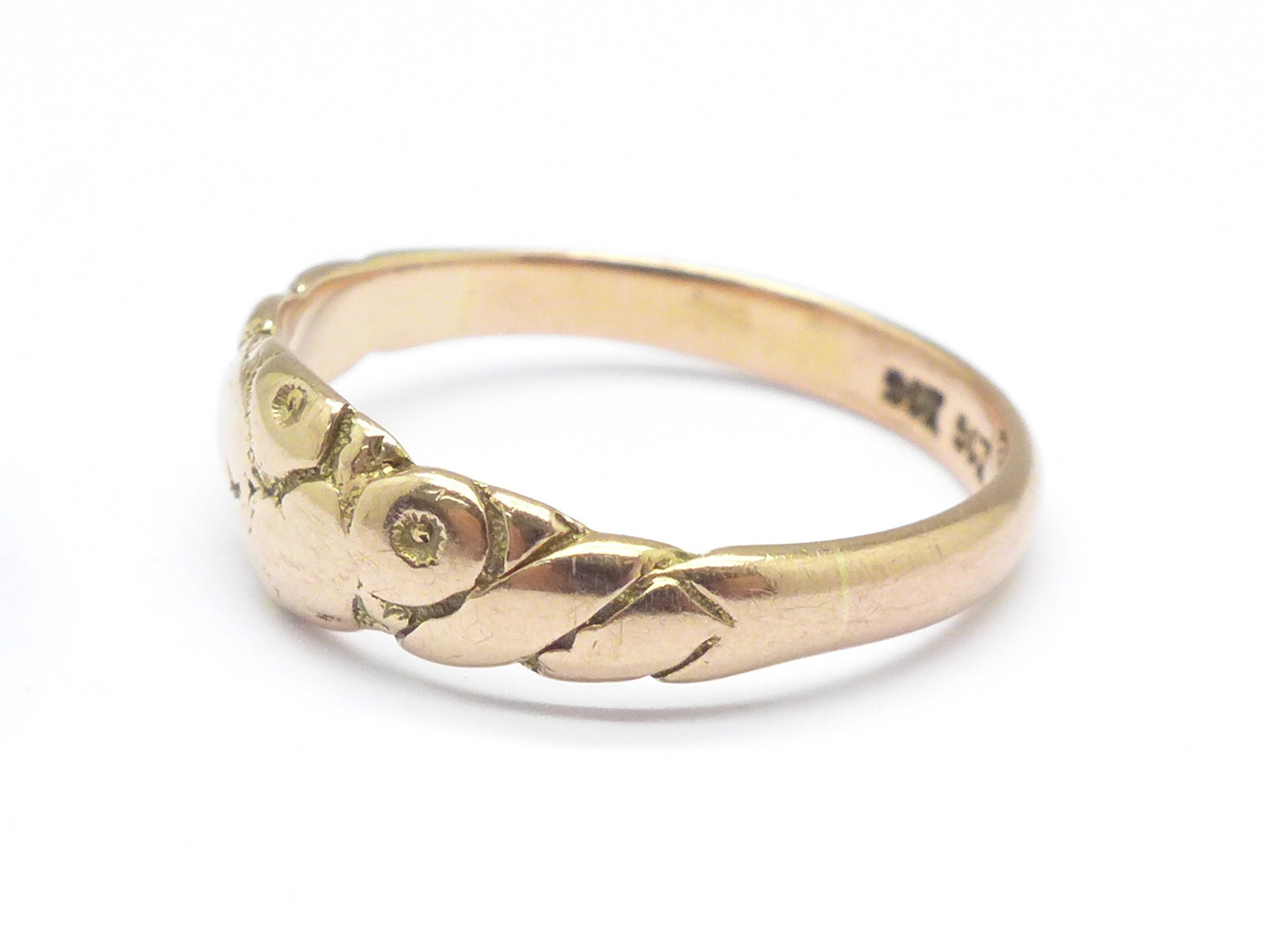 A 9ct gold ring, 2. - Image 2 of 2