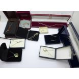 Assorted silver jewellery