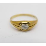A small 9ct gold ring, 0.