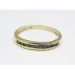 A 9ct gold and sapphire ring, 1g,