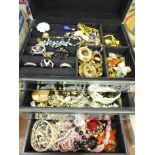 A jewellery box and costume jewellery, 3.