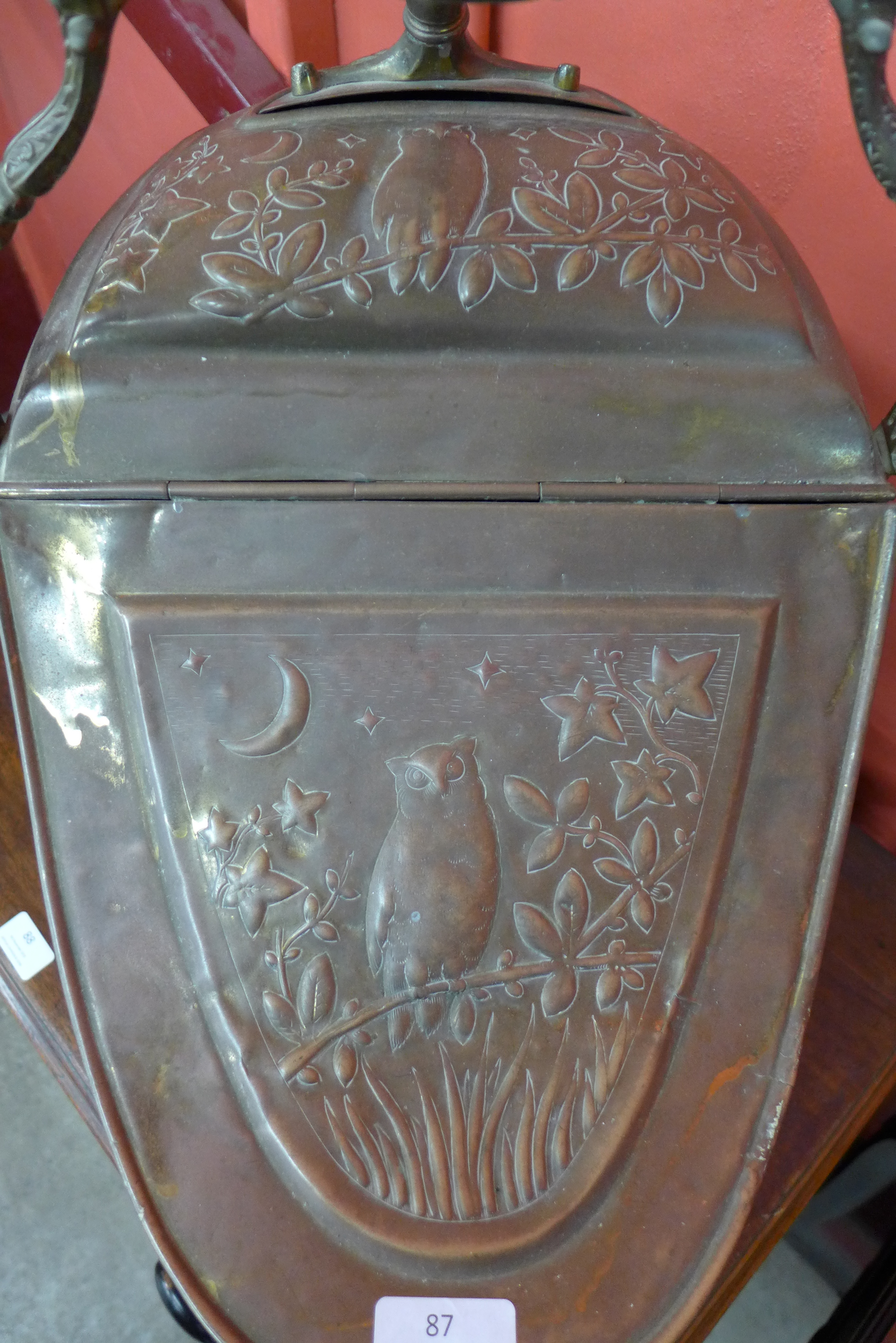 A Victorian Aesthetic Movement brass and copper coal scuttle - Image 2 of 2